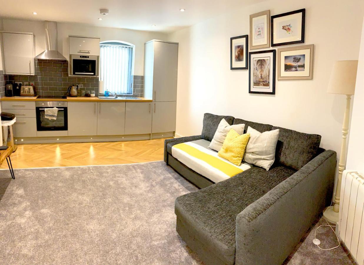 Crowd Luxury - Park View *